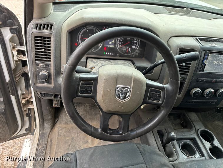 image for item DT0122 2012 Dodge Ram 5500 Crew Cab flatbed truck