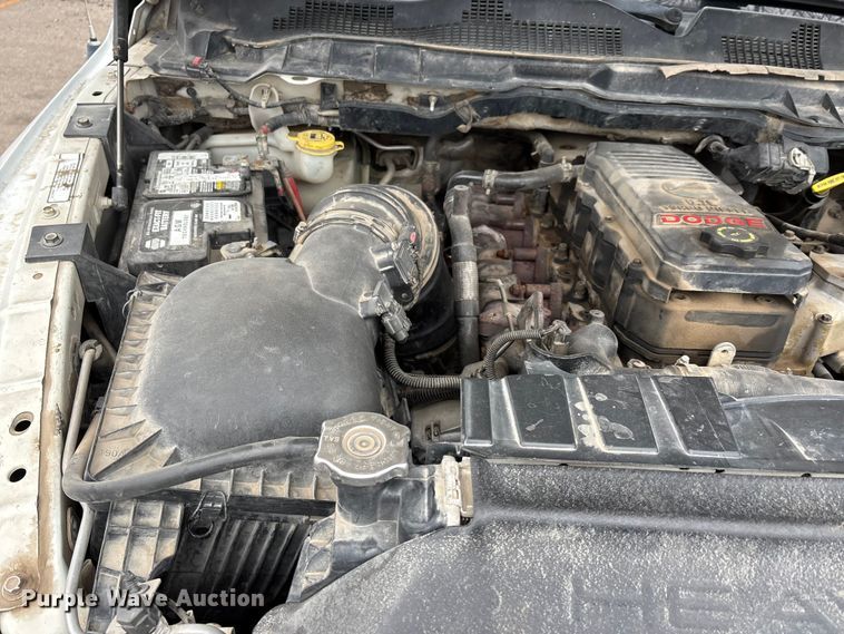 image for item DT0122 2012 Dodge Ram 5500 Crew Cab flatbed truck