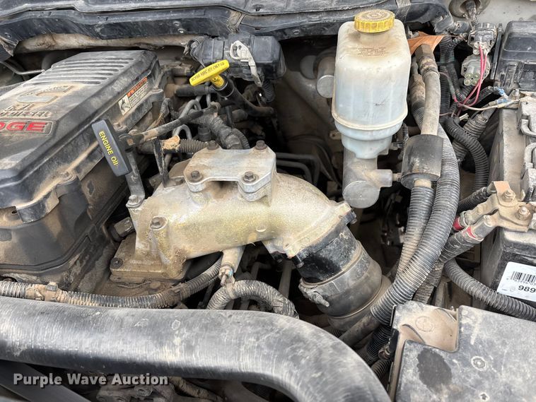 image for item DT0122 2012 Dodge Ram 5500 Crew Cab flatbed truck