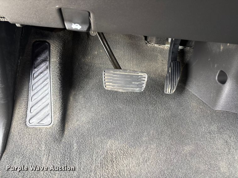 image for item DT0124 2021 Chevrolet Silverado 1500 Crew Cab pickup truck