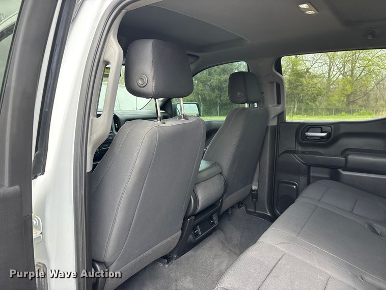 image for item DT0124 2021 Chevrolet Silverado 1500 Crew Cab pickup truck