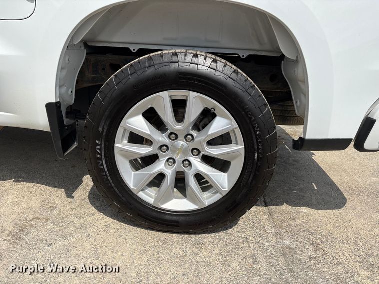 image for item DT0124 2021 Chevrolet Silverado 1500 Crew Cab pickup truck