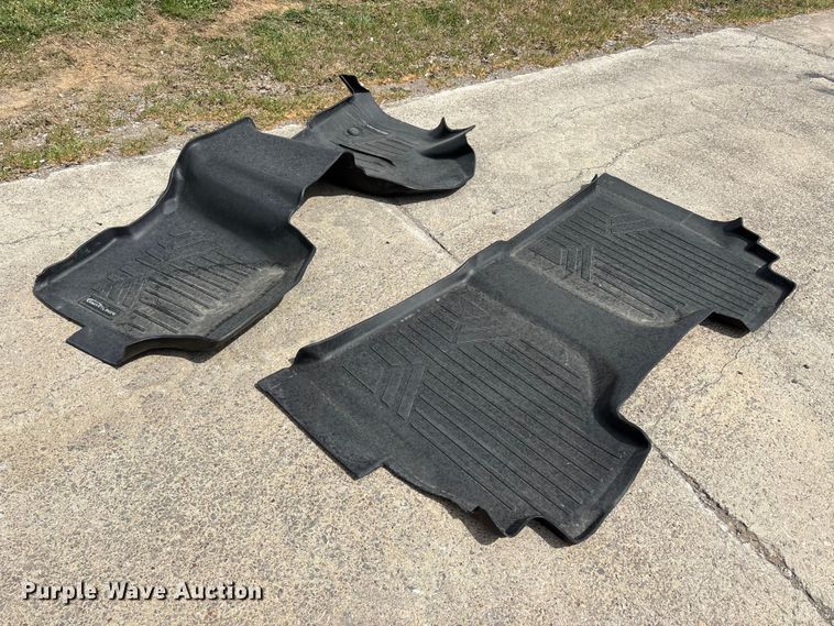 image for item DT0124 2021 Chevrolet Silverado 1500 Crew Cab pickup truck