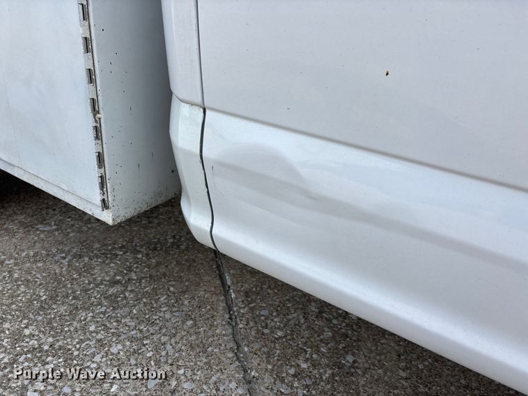 image for item DT0129 2019 Ford F250 Super Duty Crew Cab utility bed pickup truck