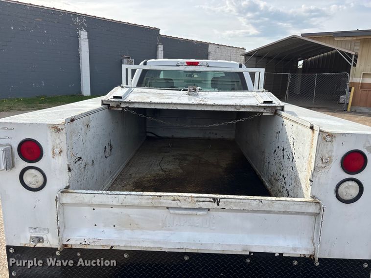 image for item DT0129 2019 Ford F250 Super Duty Crew Cab utility bed pickup truck