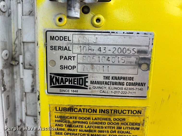 image for item DT0129 2019 Ford F250 Super Duty Crew Cab utility bed pickup truck