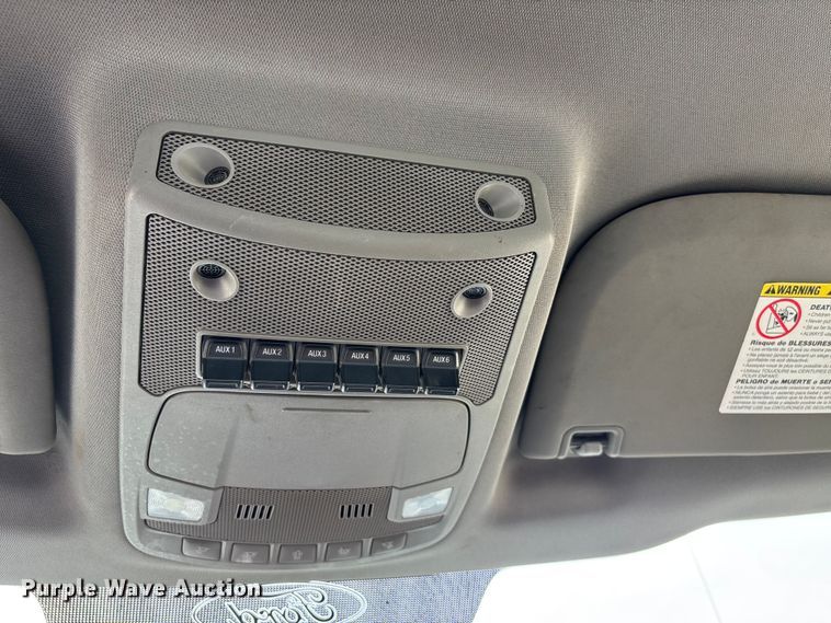 image for item DT0129 2019 Ford F250 Super Duty Crew Cab utility bed pickup truck