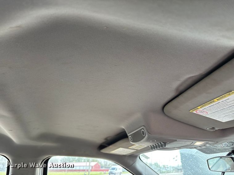 image for item DT0129 2019 Ford F250 Super Duty Crew Cab utility bed pickup truck