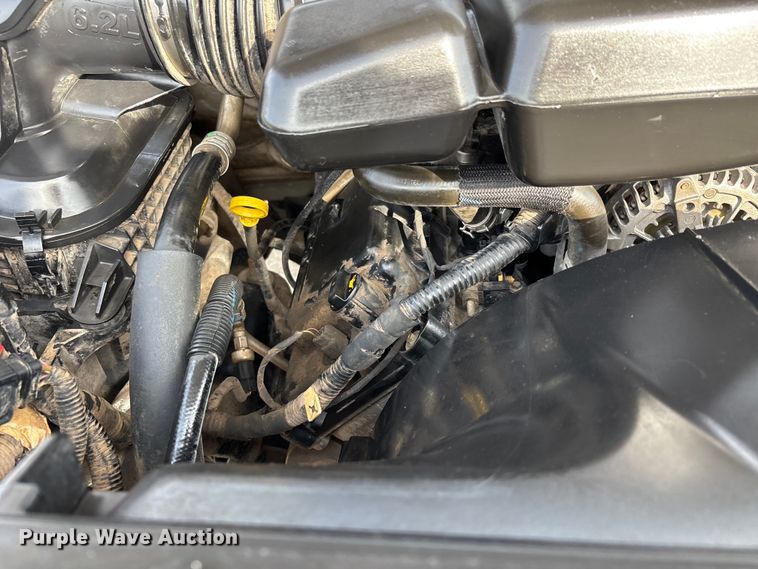 image for item DT0129 2019 Ford F250 Super Duty Crew Cab utility bed pickup truck