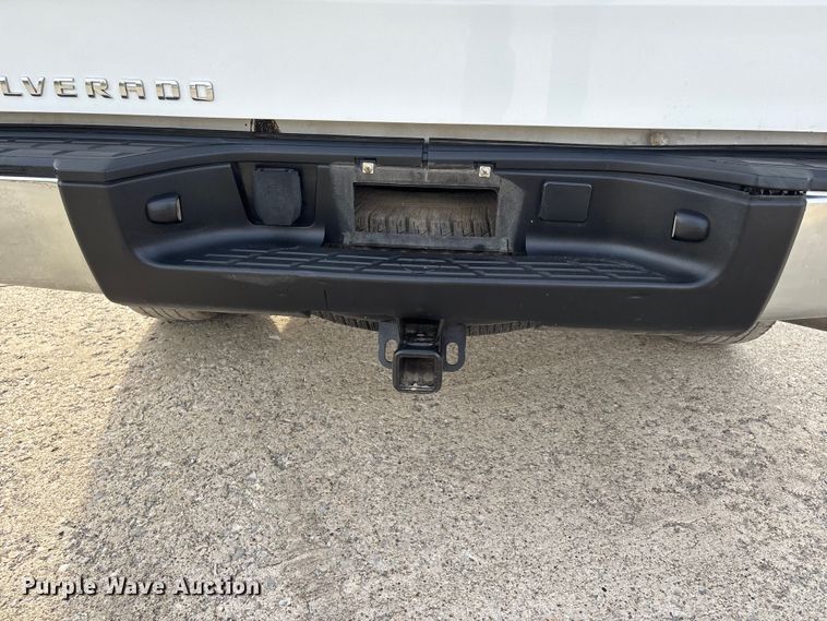 image for item DT0130 2013 Chevrolet Silverado 1500 Ext. Cab pickup truck