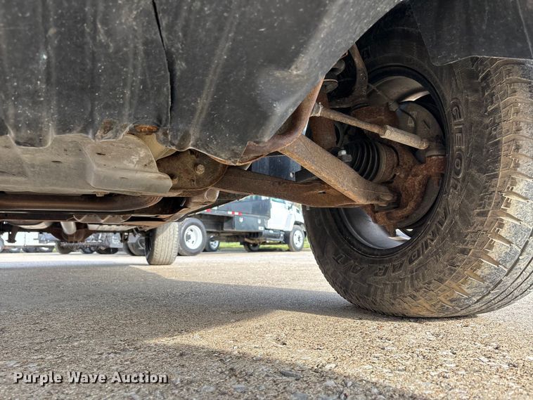 image for item DT0130 2013 Chevrolet Silverado 1500 Ext. Cab pickup truck