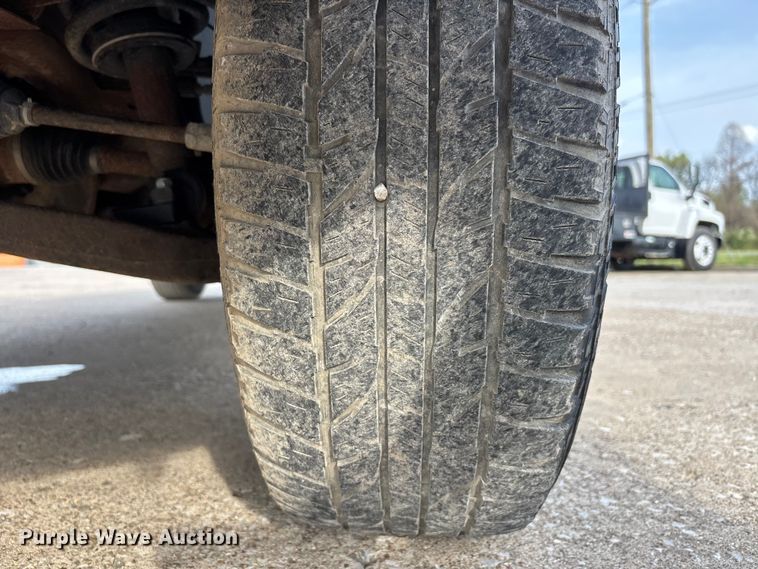 image for item DT0130 2013 Chevrolet Silverado 1500 Ext. Cab pickup truck