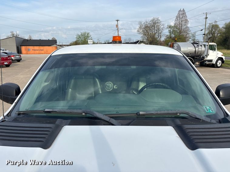 image for item DT0131 2009 Chevrolet Silverado 2500HD utility bed pickup truck