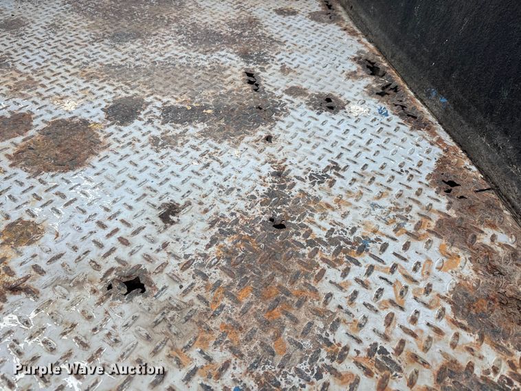 image for item DT0131 2009 Chevrolet Silverado 2500HD utility bed pickup truck