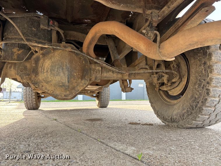 image for item DT0131 2009 Chevrolet Silverado 2500HD utility bed pickup truck