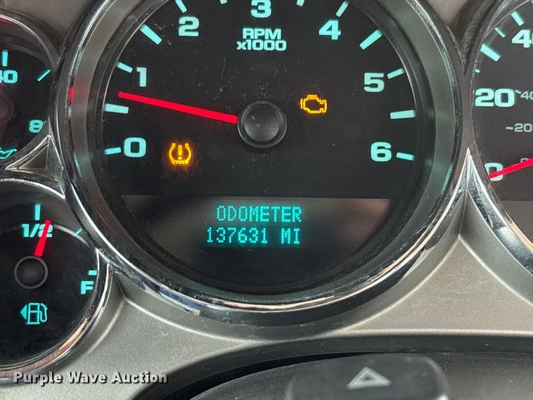 image for item DT0131 2009 Chevrolet Silverado 2500HD utility bed pickup truck