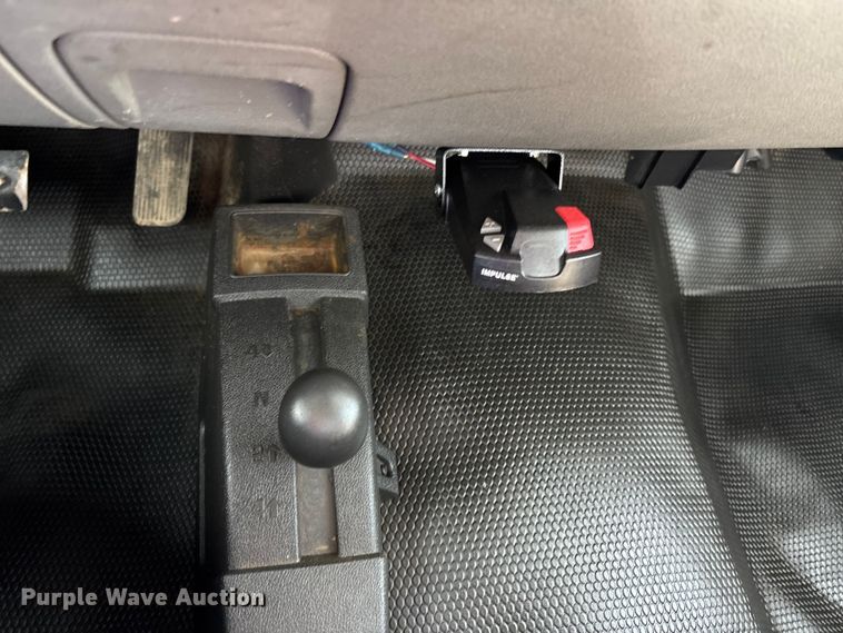 image for item DT0131 2009 Chevrolet Silverado 2500HD utility bed pickup truck