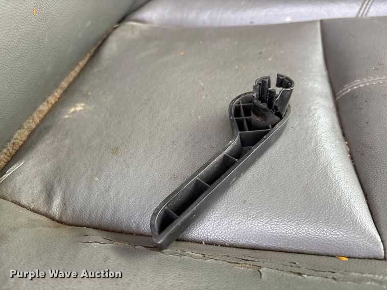 image for item DT0131 2009 Chevrolet Silverado 2500HD utility bed pickup truck