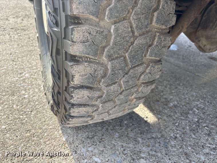 image for item DT0131 2009 Chevrolet Silverado 2500HD utility bed pickup truck