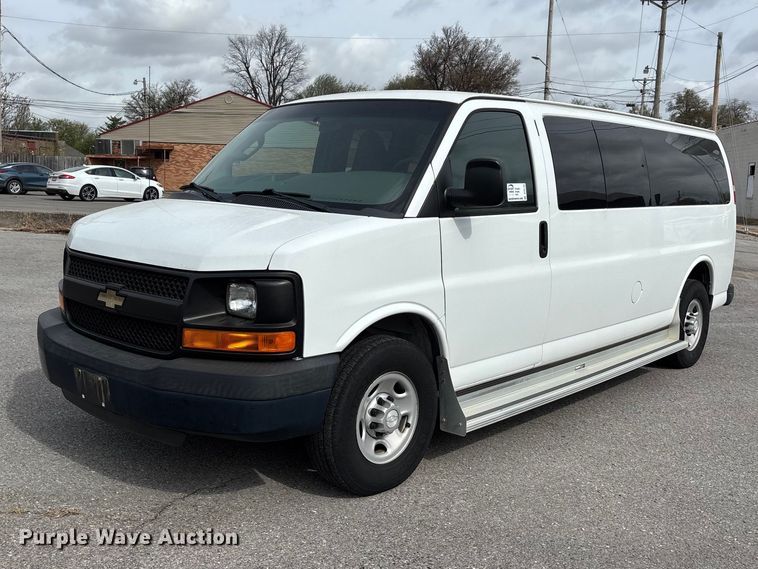 image for item DT0138 2016 Chevrolet Express van