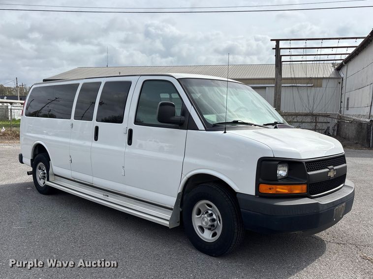 image for item DT0138 2016 Chevrolet Express van