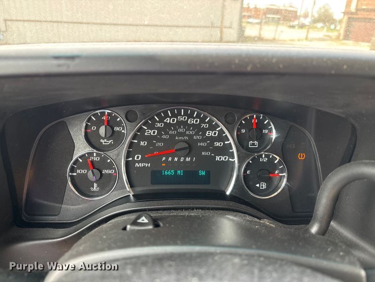 image for item DT0138 2016 Chevrolet Express van