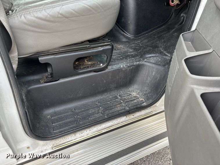 image for item DT0138 2016 Chevrolet Express van