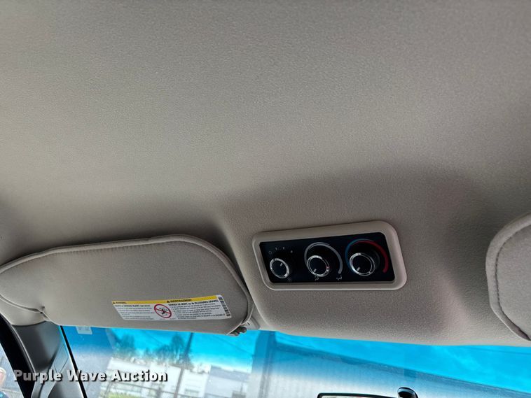 image for item DT0138 2016 Chevrolet Express van