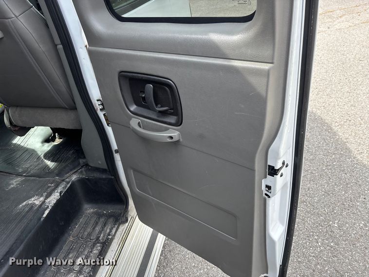 image for item DT0138 2016 Chevrolet Express van