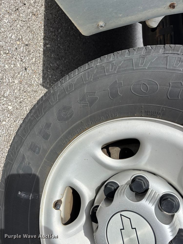 image for item DT0138 2016 Chevrolet Express van