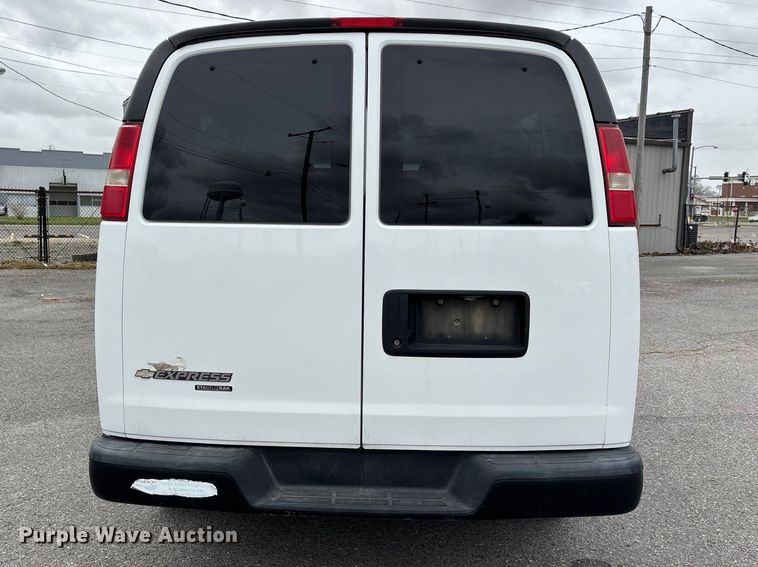 image for item DT0139 2016 Chevrolet Express van