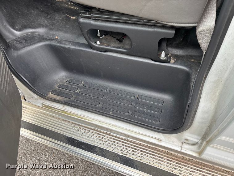 image for item DT0139 2016 Chevrolet Express van