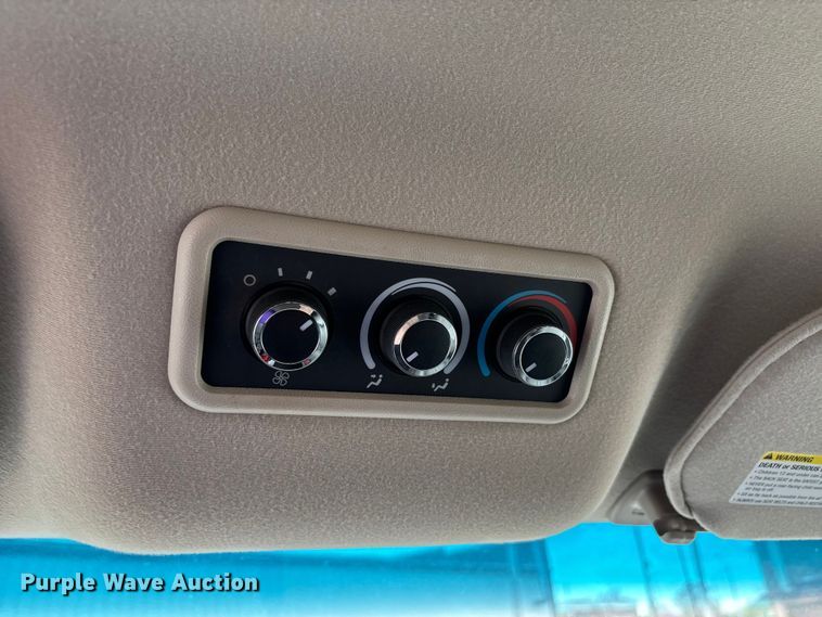 image for item DT0139 2016 Chevrolet Express van