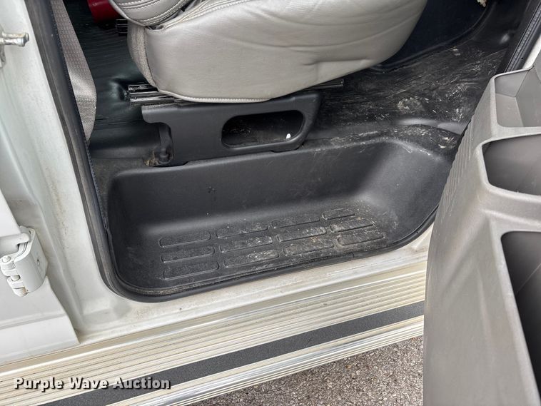 image for item DT0139 2016 Chevrolet Express van