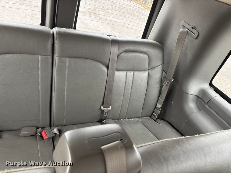 image for item DT0139 2016 Chevrolet Express van