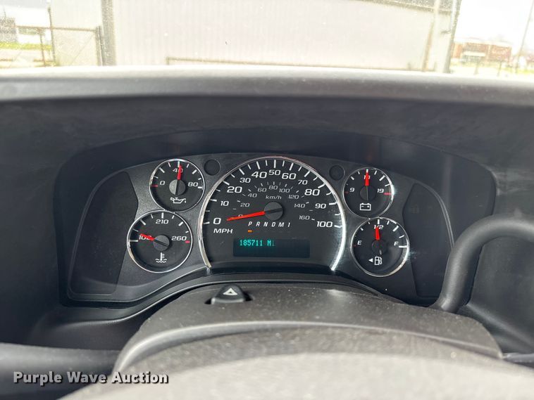 image for item DT0140 2016 Chevrolet Express van