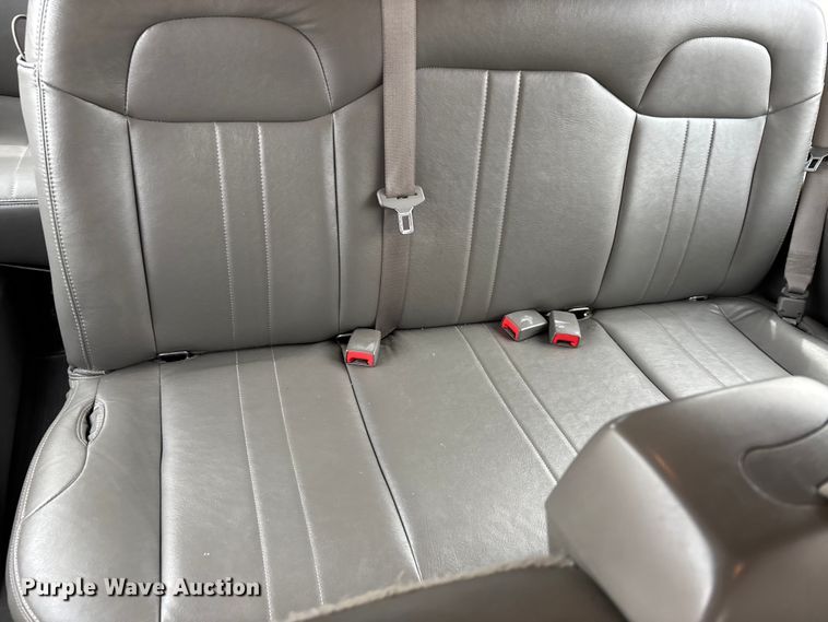 image for item DT0140 2016 Chevrolet Express van