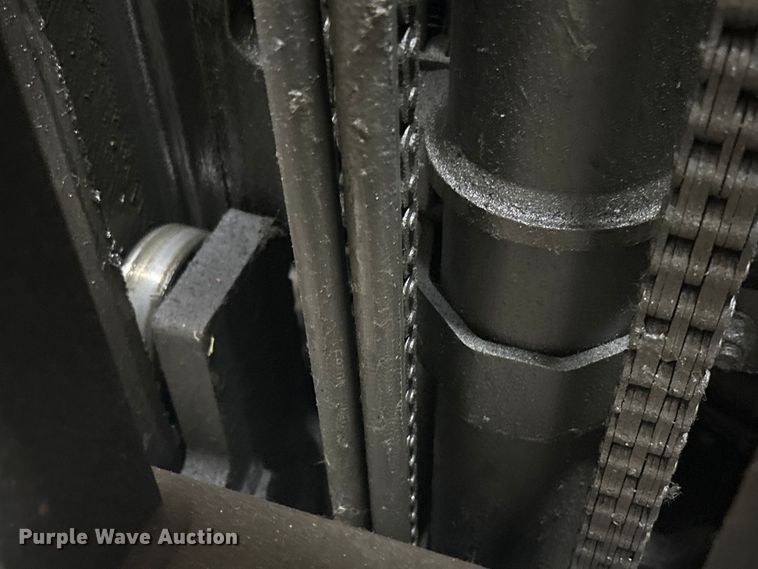 image for item DT2878 2013 Hyster S40FT forklift