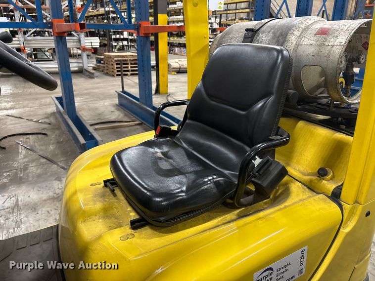 image for item DT2878 2013 Hyster S40FT forklift