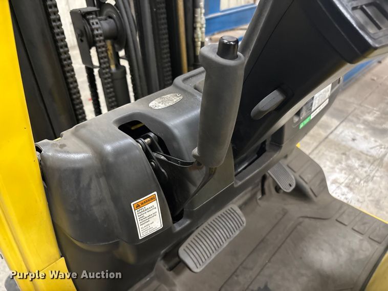 image for item DT2878 2013 Hyster S40FT forklift