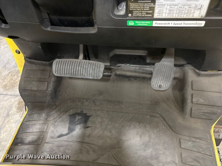 image for item DT2878 2013 Hyster S40FT forklift