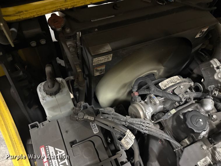 image for item DT2878 2013 Hyster S40FT forklift