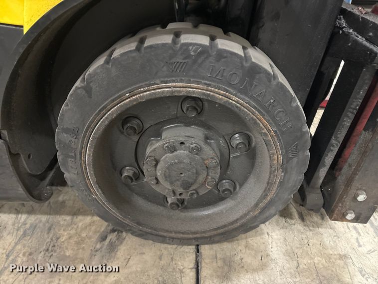 image for item DT2878 2013 Hyster S40FT forklift