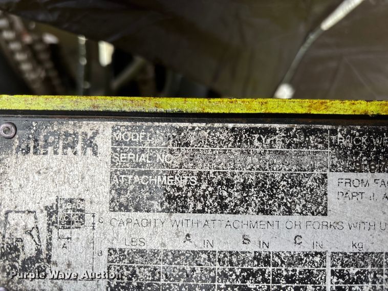 image for item DU0454 Clark GPX30 forklift