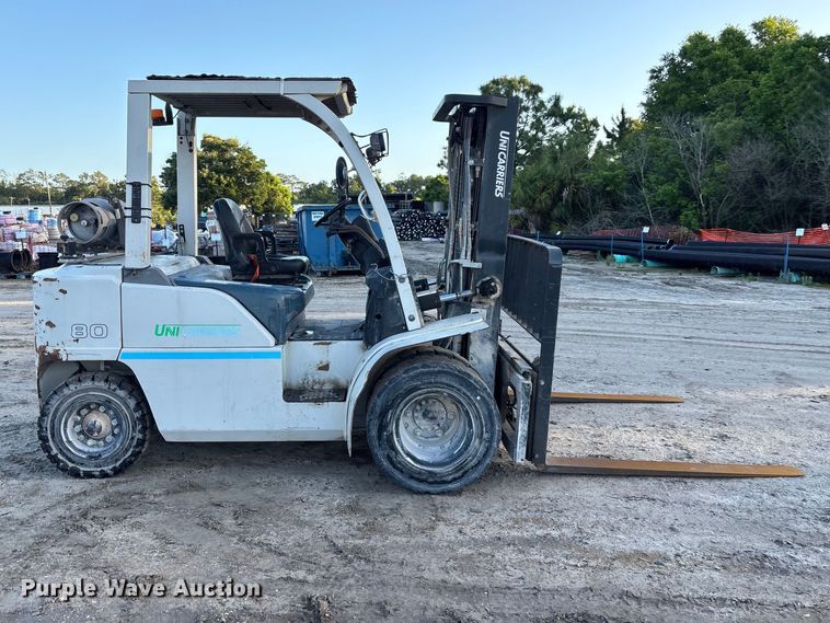 image for item DU0456 2017 UniCarriers PF80YLP forklift