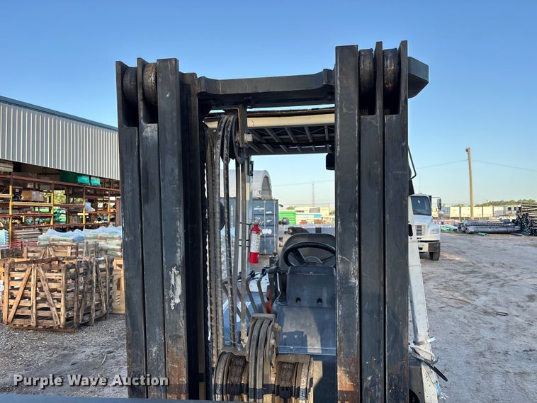 image for item DU0456 2017 UniCarriers PF80YLP forklift