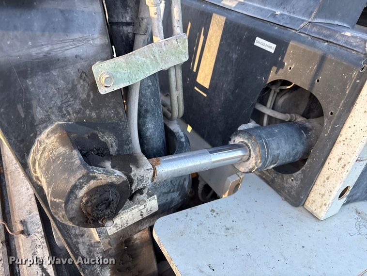 image for item DU0456 2017 UniCarriers PF80YLP forklift