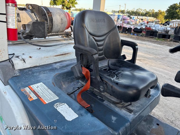 image for item DU0456 2017 UniCarriers PF80YLP forklift