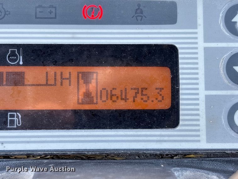 image for item DU0456 2017 UniCarriers PF80YLP forklift