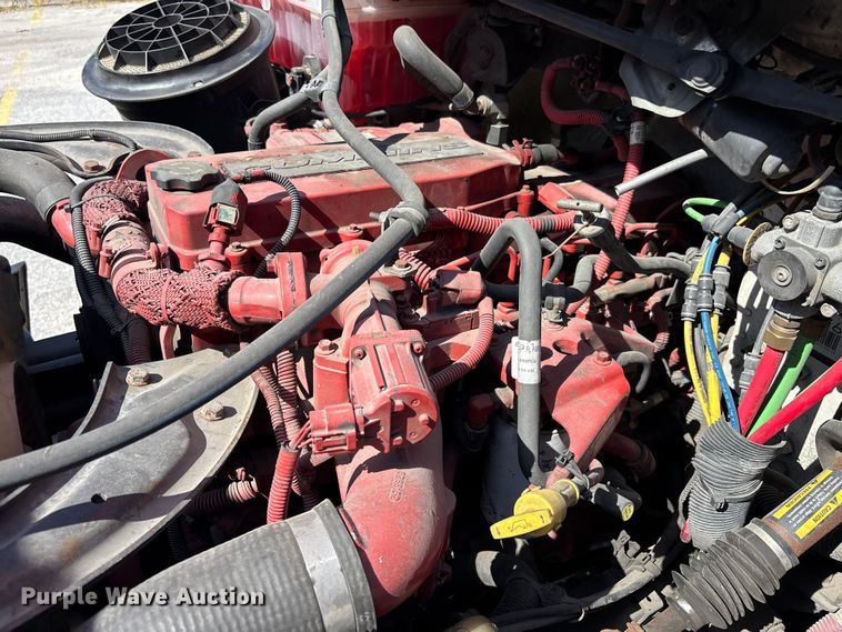 image for item DU0475 2012 Freightliner Business Class M2 box truck